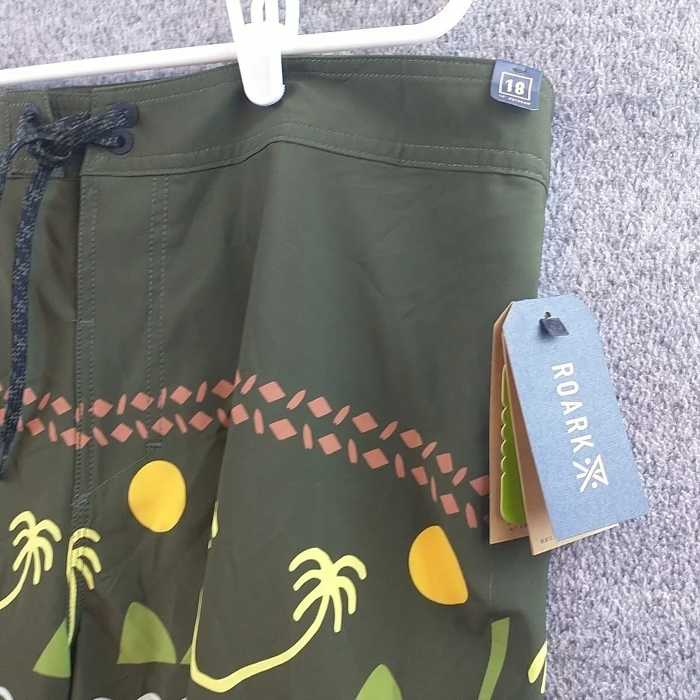 Roark Passage Primo 18 Island Time Boardshorts Dark Military Green Mens 40 RB429